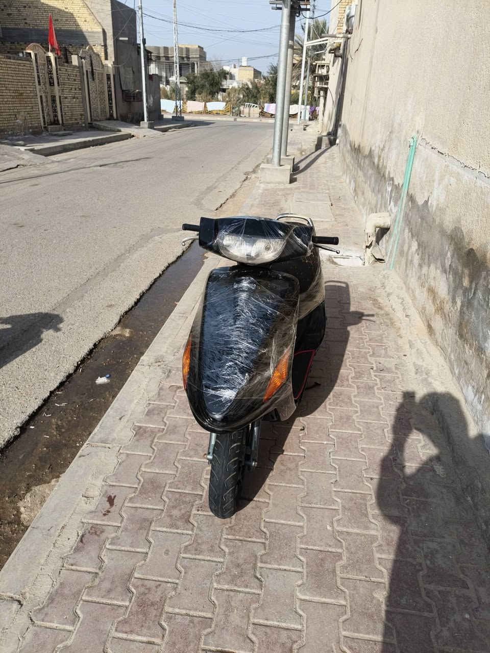 السلام عليكم دراجة فراشة نثيه للبيع دراجة كفاله عامه برغي ما مفتوح بيها خير من الله مكينه ناعمه شغاله سلف هندر مكان الدراجة ميسان المجر الكبير الاستفسار ‏‪***********‬‏
