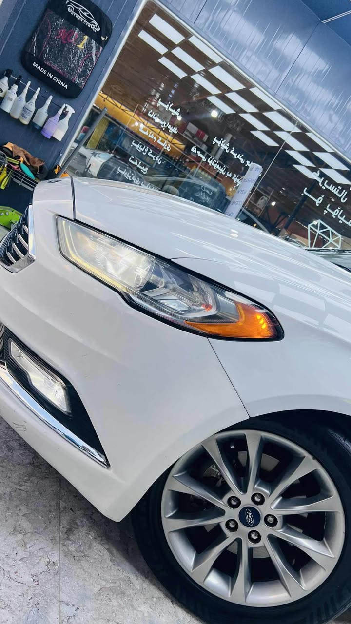 فورد فيوژن ٢٠١٧ مراصفات SE 
سپي بةفري 
شاشة گةورة 
كارپلةي 
٣ شاشة 
بةسمة 
بريك بةسمة 
لايت ليد و زينون 
گير ماوس 
زور مواصفاتي تر 
سةيارةيةكي هةتا  بليي جوانو خاوينة  و بي مةسروفة 
گيرو مةكينةي بةشةرتة چركةي تيدا نية 
٤ پارجةي بوياغة و ٢ پارجةي گوراوة بة بيلاد 
پشتو پيشي كةبسة  ارباك بةشةرت 
تةنها ناو دةرگاي سةكني هةيتي 
سعري ٩٨$ وةرةقة  و كةمةك مةجال  
لة هةوليرم 
***********
*********** أربيل, العراق
