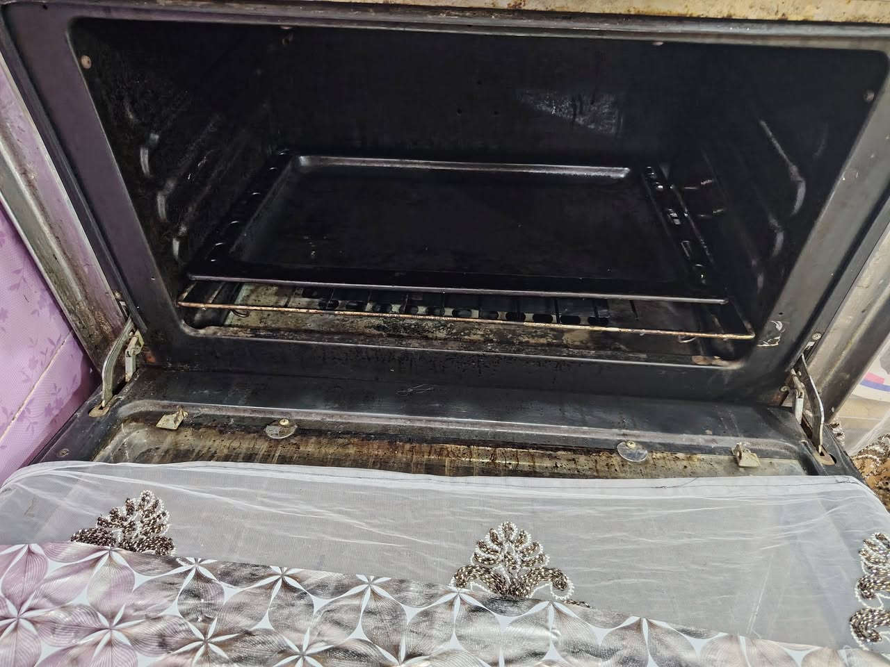 مساء العافيه حبايبي يوجد طباخ كريازي باب اول مستخدم بس نظيف مثل لي بصور فرن شغال اريده ب 300 وبي مجال بسيط


**إذا كنت صاحب هذا الإعلان وتريد حذفه لأي سبب، رجاءا أرسل رسالة إلى الدعم الفني**