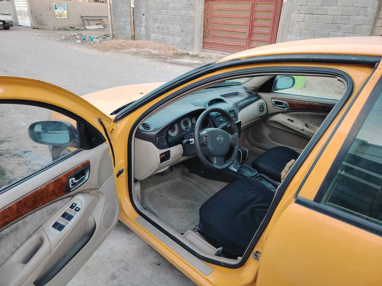 سني 2007 السياره جاهزه كير محرك مكفول هيئه غرامات مصفره شرط التحويل السعر 85
مكان السياره الانبار /الفلوجة
***********
