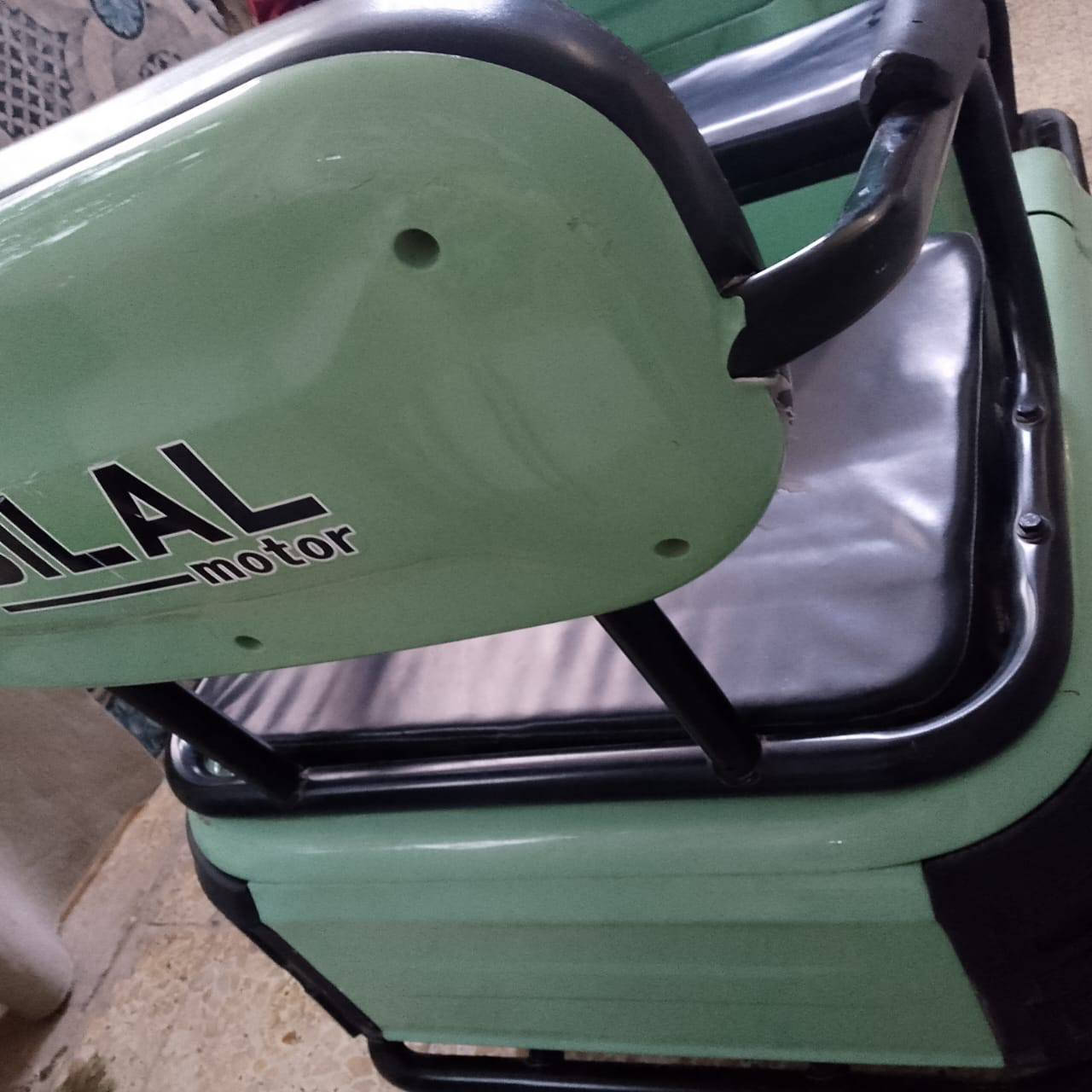 السلام عليكم ورحمه الله وبركاته درجة شحن جديد كهربيات شغاله درجة كلشي مابيه البيع 750وببها مجال زين الرقم ***********
