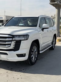 لاندكروز GXR • ٢٠٢٢ • كفاله عامه