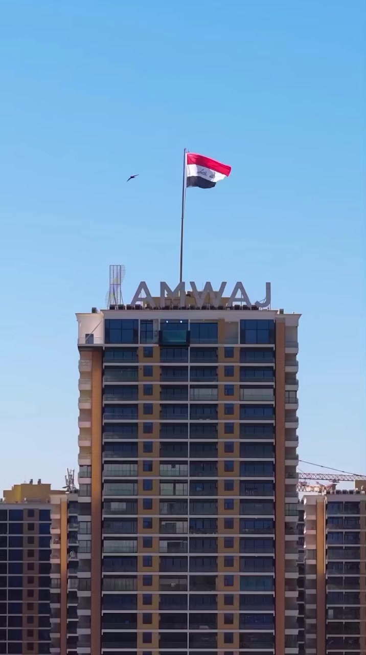 فرصة استثنائية لامتلاك شقة فاخرة بإطلالة بوليفارد مباشرة 🌟

للبيع شقة مميّزة جدًا في مجمع بوابة العراق – بناية 7
شقة نادرة تجمع بين الموقع الراقي، المساحة الواسعة، والإطلالة المفتوحة.

📐 المساحة: 228 م² – مثالية للعوائل والباحثين عن الراحة
🏢 الطابق: 16 – ارتفاع ممتاز وتهوية رائعة
🌆 الإطلالة: بوليفارد مباشر من جميع الجهات – منظر بانورامي يشرح الصدر طول اليوم

✅ موقع استراتيجي وراقي
✅ إطلالة فخمة غير محجوبة
✅ مساحة كبيرة ونادرة داخل المجمع
✅ مناسبة للسكن الراقي أو استثمار مضمون

💎 إذا تبحث عن الفخامة، الهدوء، والموقع المميز…
فهذه الشقة هي الاختيار الأمثل لك.

📞 للاستفسار والتواصل: ***********
🚨 الفرصة محدودة – لا تفوتها
