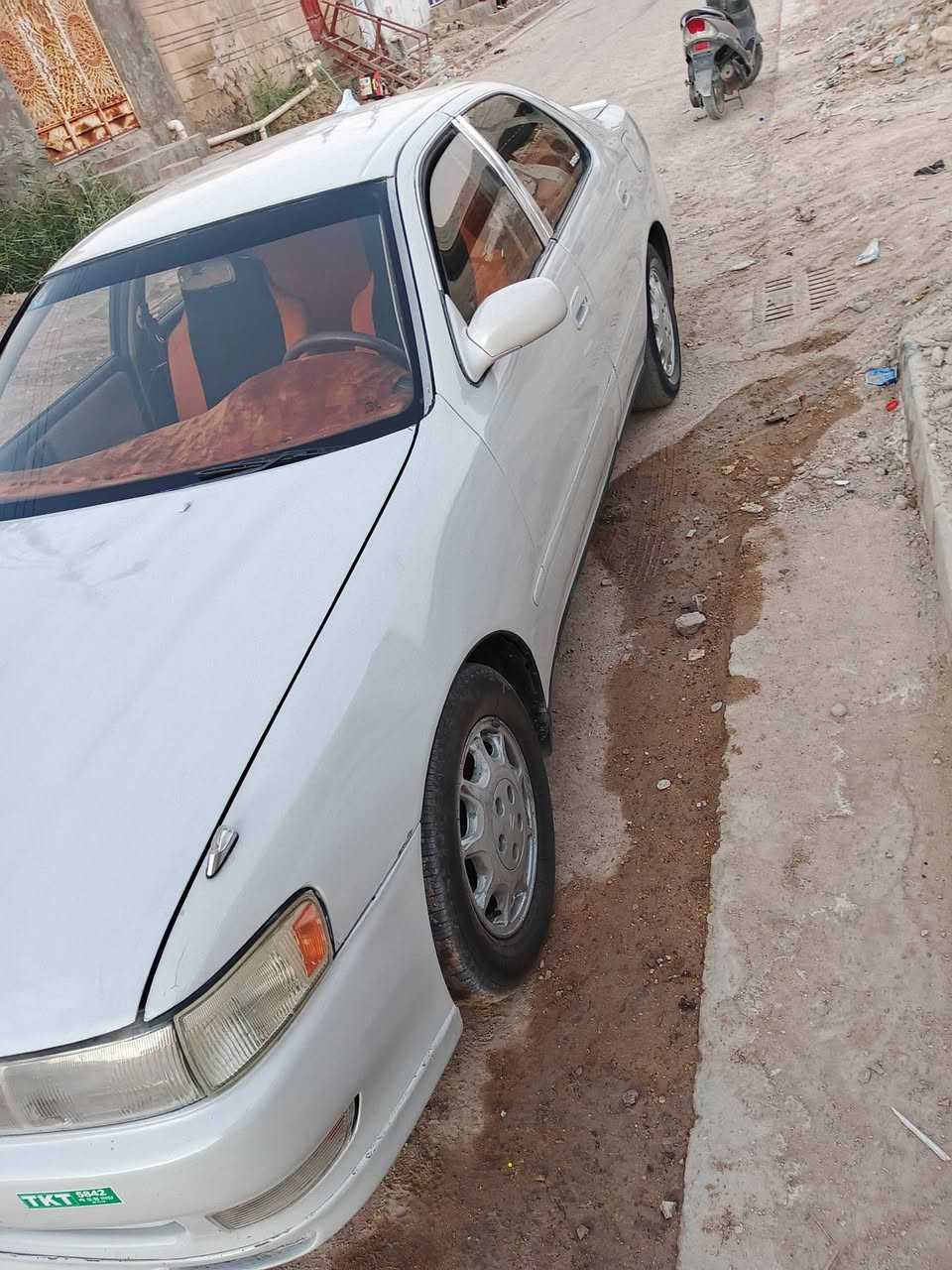 سلام عليكم
سياره كرسته  موديل 94 نقل  بدنه كامله  سياره مكفوله من الكص ولضربه سنويتها بعدهي ما نافذه لل2029
مكينه اثنين ونص فيفيتي وكير بيه تاخيره قليله عل البك حدادته ميه بل ميه مابيه خياسات سياره حلوه وجاهزه كهربايات شاشه سكنات لايتات كلشي شغال رقم بصره انكليزي سعر 48وبيها مجال حك الجيه 
مكاني البصره قضاء القرنه
رقم***********
