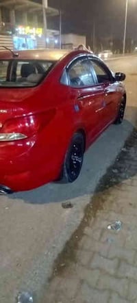 اكسنت وارد امريكي حادثة جاملغ وبنيد بيها اربع قطع صبغ ويا حادث موديل 1...