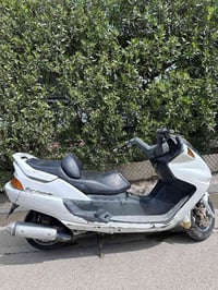 يا الله  السلام عليكم ماجستا شكل القديم شغاله وبلاديه بس بيه شخوط كهرب...