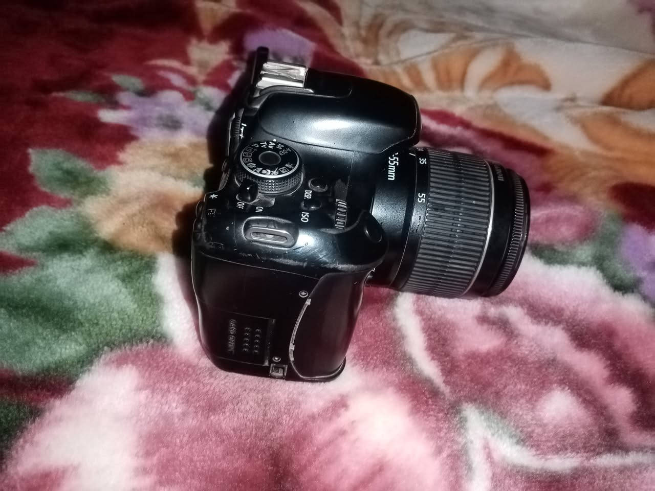 للبيع كاميرا كانون 600d وعدسه 18/50 والشحن وبطريتها والشنطه وفلاش 560 بل شحن اسيوط سوهاج فقت


**إذا كنت صاحب هذا الإعلان وتريد حذفه لأي سبب، رجاءا أرسل رسالة إلى الدعم الفني**