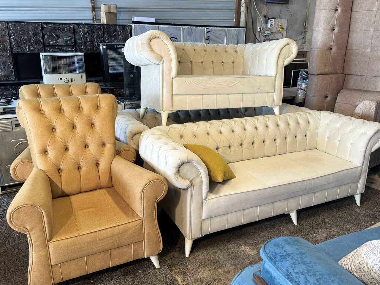 اثاث باله تركي كلشي متوفر تخم كاونتر طباخ ثلاجه 
العنوآن بغداد المدائن ***********
متوفر توصيل داخل بغداد
