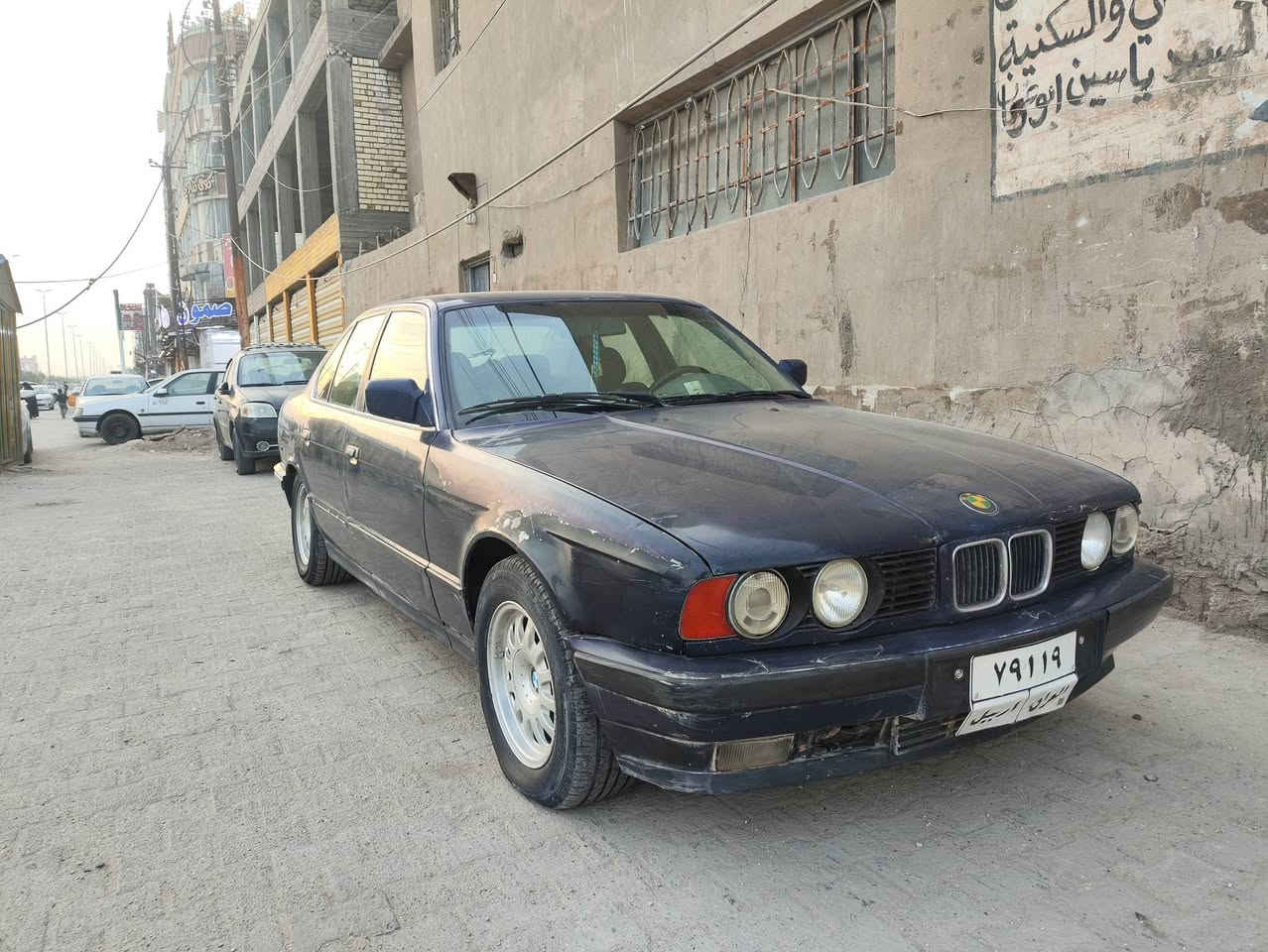 للبيع
بي ام ٥٢٠ كير عادي 
محرك مسكر تك فانوس جديد 
كير تمام 
تبريد جديد 
تخم تاير 
حداديه شويه تعبانه 
بدون حادث وبدون صبغ بس بيها جراد 
رقم اربيل تحوي او وكاله 
السعر 37
***********
