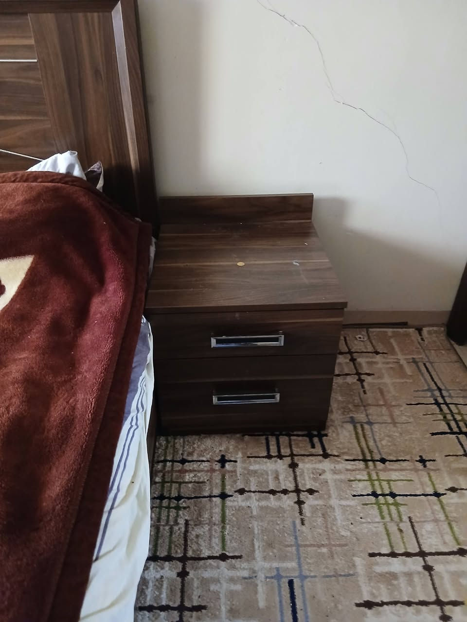 غرفة نوم 6 قطع
لون جوزي جميل
نظافة جيدة 
الموقع: عين كاوا
السعر: 225 ألف فقط
📞 للاستفسار: *********** واتساب
