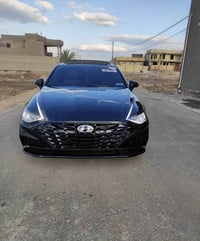 سوناتا موديل 2023 ( ليميتد ) فول مواصفات محرك 1.6 توربو   بصمة  اللون ...