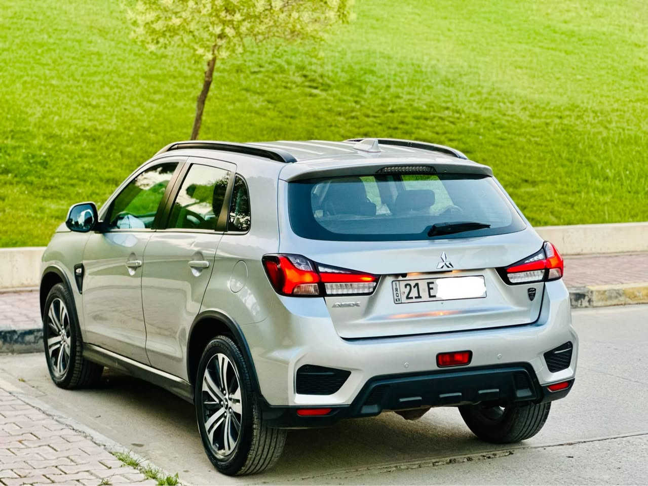 Mitsubishi outlander 2024 ASX 📦

ئاوتلاندەر ٢٠٢٤ مواسەفات خلیجی سفری ئێرە 
سەیارەکە سینی و ئەمریکی و مستەعمەل نییە 
بە سفری لێرە دەر کراوە و تەنها ٢١ هەزار کیلۆمەتر ڕۆشتووە .
سەنەوی تازەیە گێڕ و مەکینە و هەموو شتێکی بە شەرت 
سەیارەکە بێ بۆیاخ و بێ ساردە 

مواسەفات : 
شاشە 
کامێرا 
تراکشن کۆنترۆڵ 
پارک سێنسەر 
گێڕی تۆماتیک و سپۆرت و L 
جام کارەبا 
ئاوێنە کارەبا 
پێشو دوای لید و زینۆنە 
تەحەکومی سوکان و تەحدید سورعە 
زۆر مواسەفاتی تر 

سەیارەکە سعری خوار بازاڕە 
سعر : 158$ و معامەلەیەکی کەم 

📞 *********** السليمانية, العراق

