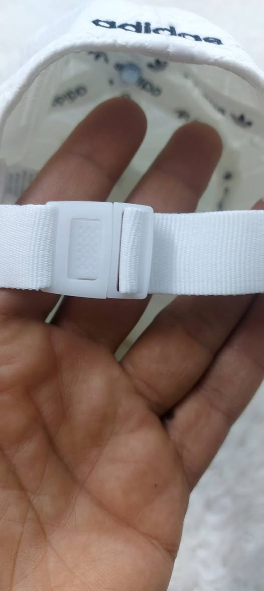 دريس ريال مدريد وكاله مع شفقه ريال
قياس S تلبس وزن ٧٥و٧٠ ك


**إذا كنت صاحب هذا الإعلان وتريد حذفه لأي سبب، رجاءا أرسل رسالة إلى الدعم الفني**