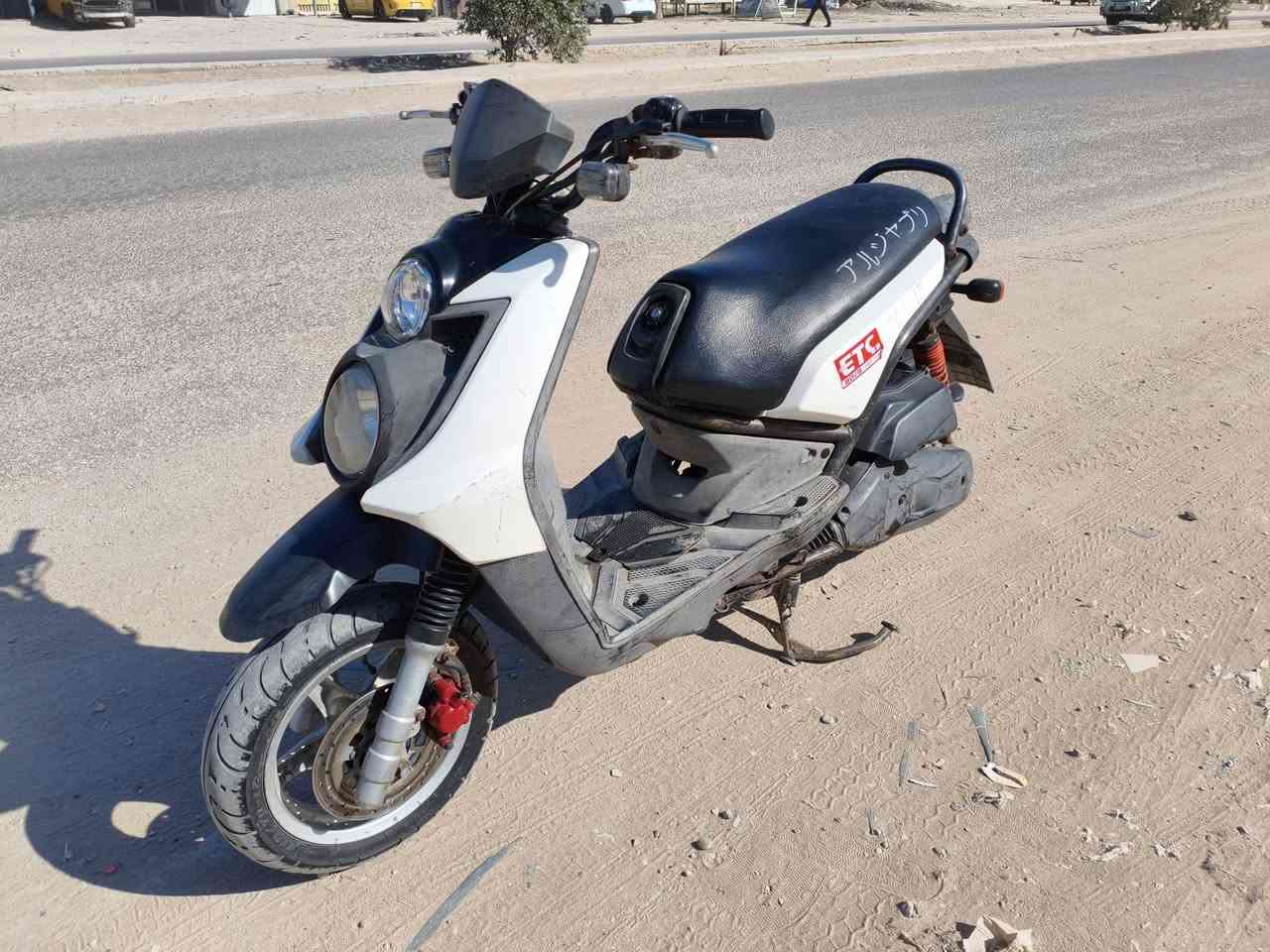 سكنز جبلي بلاد كلها بلاد ماصارلها هواي نازله من الرمبه كفاله عامه سعرها 1150 وبيها مجال مكاني حله تواصل خاص او اتصال ***********
