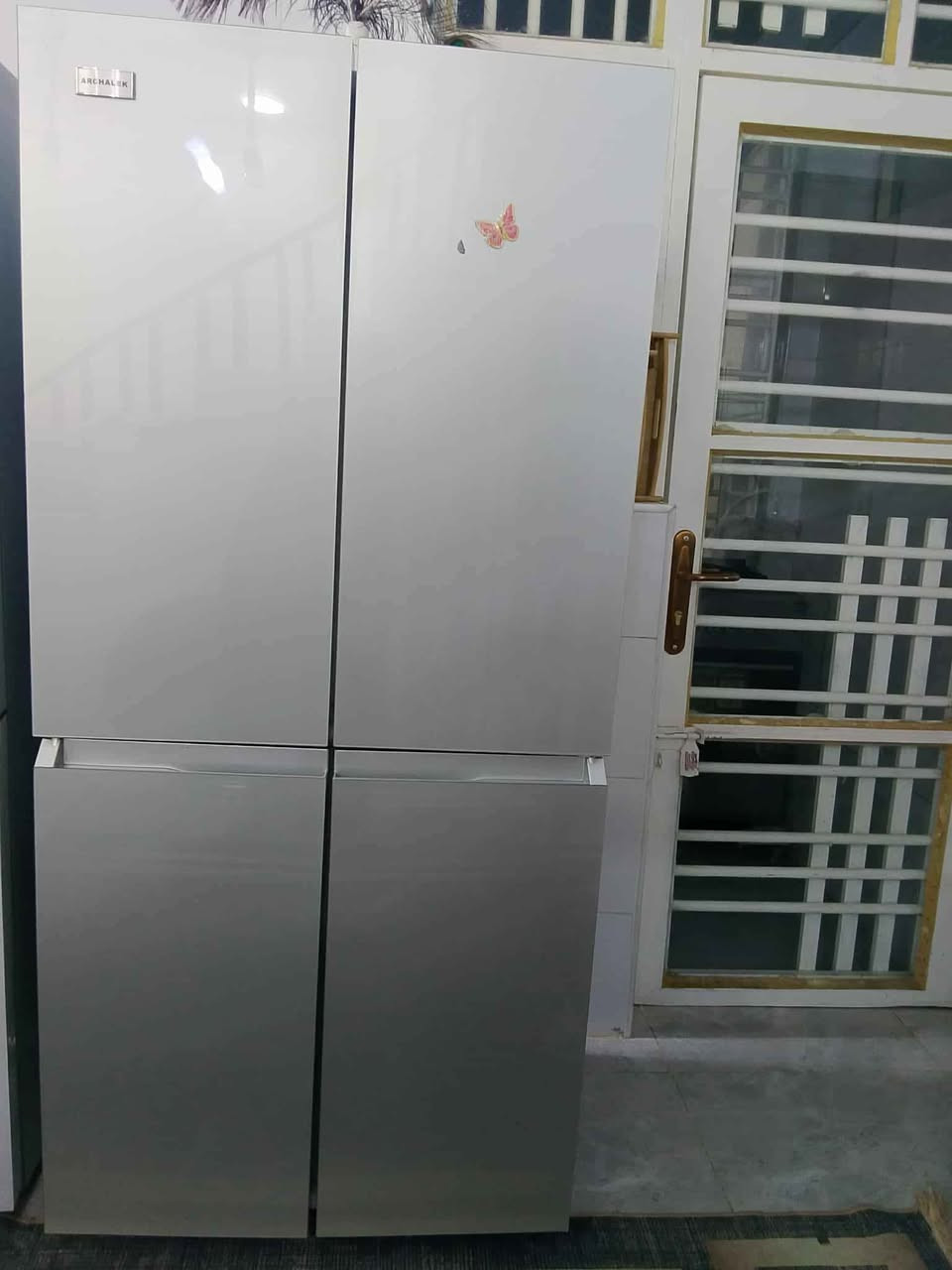 ثلاجة ×مجمدة ارجلك نوعيتها حجم ٢٨ فول تجميد وتبريد شرط الفحص مكان بغداد *********** بغداد, العراق
