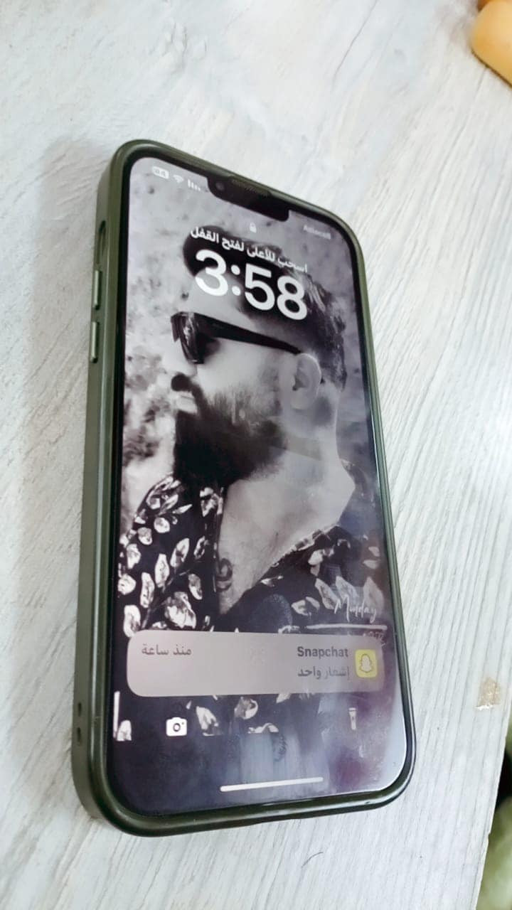 13 برو ماكس للبيع 
جهاز نضافه 100‎%‎ وأكثر جديد كلش ما شايف تصليح بطاريته 94 سعره 625بي مجال قليل 
عنواني مدينه الصدر قطاع 67 مقابل مستشفى ابن البلدي *********** موجود واتس آب
