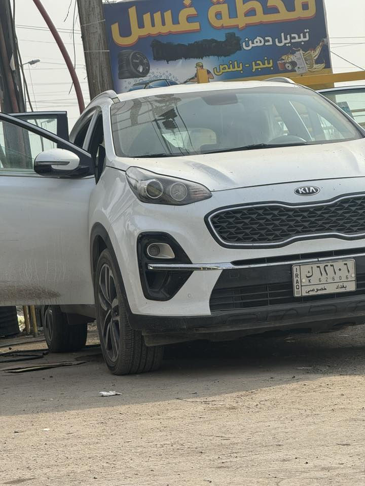 سيارة سبورتج خليجي ٢٠٢٠ للبيع 
ماشية ٨٥ الف
السونار مرفق بالصور

السعر ١٩٥$ وبيه مجال

للتواصل واتساب ***********
