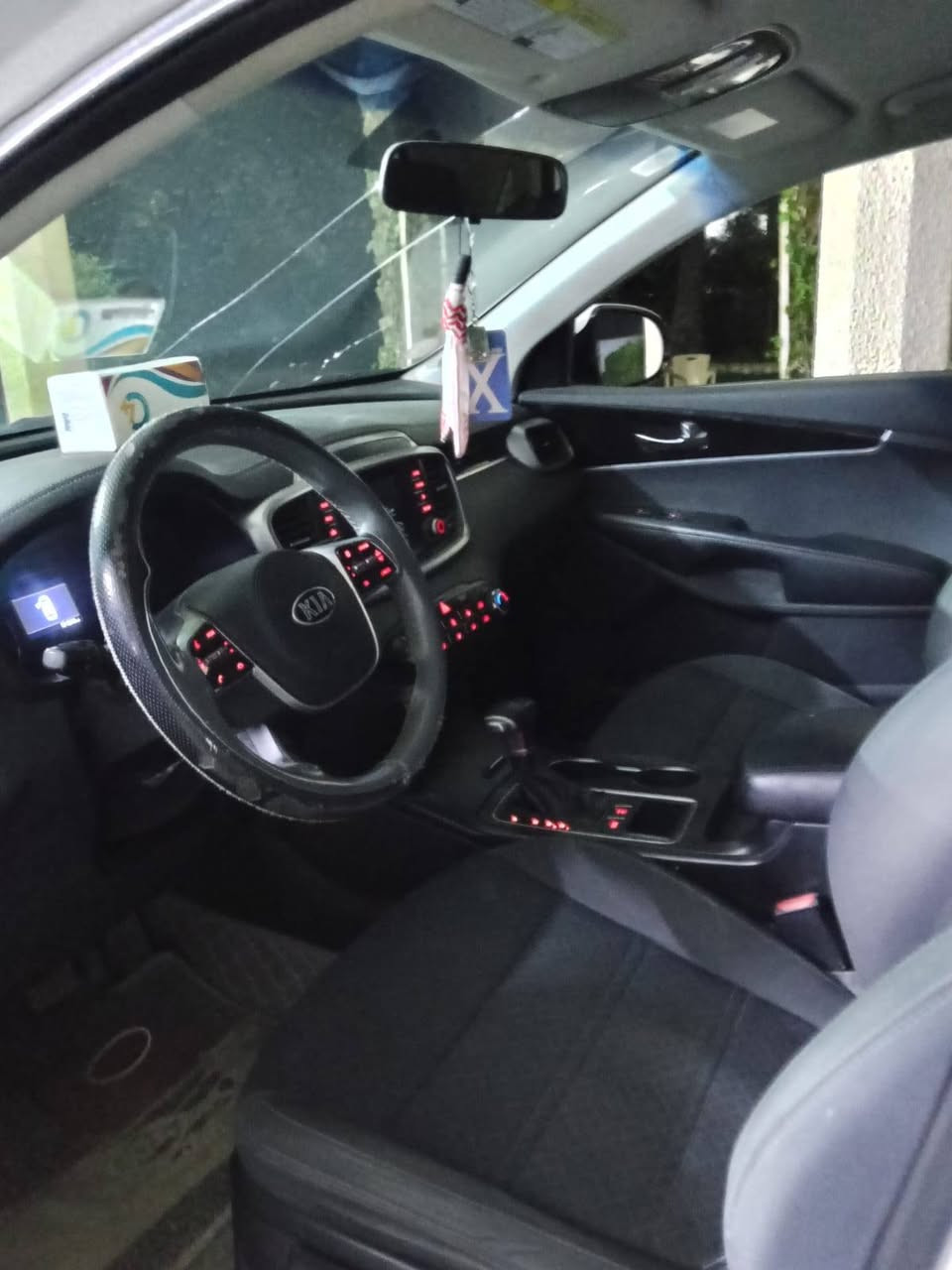 السلام عليكم 
سورينتو 2020 وارد امريكي 
رقم بغداد 
محرك V6
7 راكب
العنوان بغداد اليوسفية 
بيها قطع صبغ ابيع حزام 
اتصال + واتساب 
***********
***********
🔴اخوان آني مكلف بالنشر اتصل وتدلل 🌹
