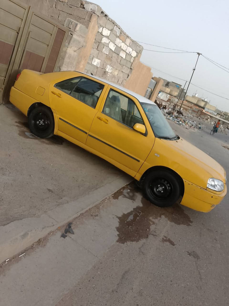 سلام عليكم شيري 2011مكفولة من صبغ وال تبديل مكينة كير مكفول سيارة ماامشتقلة تكسي مال  بيت علة وضع شركة من عدة المكينة محورة كورلة بيكاجوتخم تاير جديد باتري جديد رقمهة نكليزي مكانه بغداد ***********السعر32
