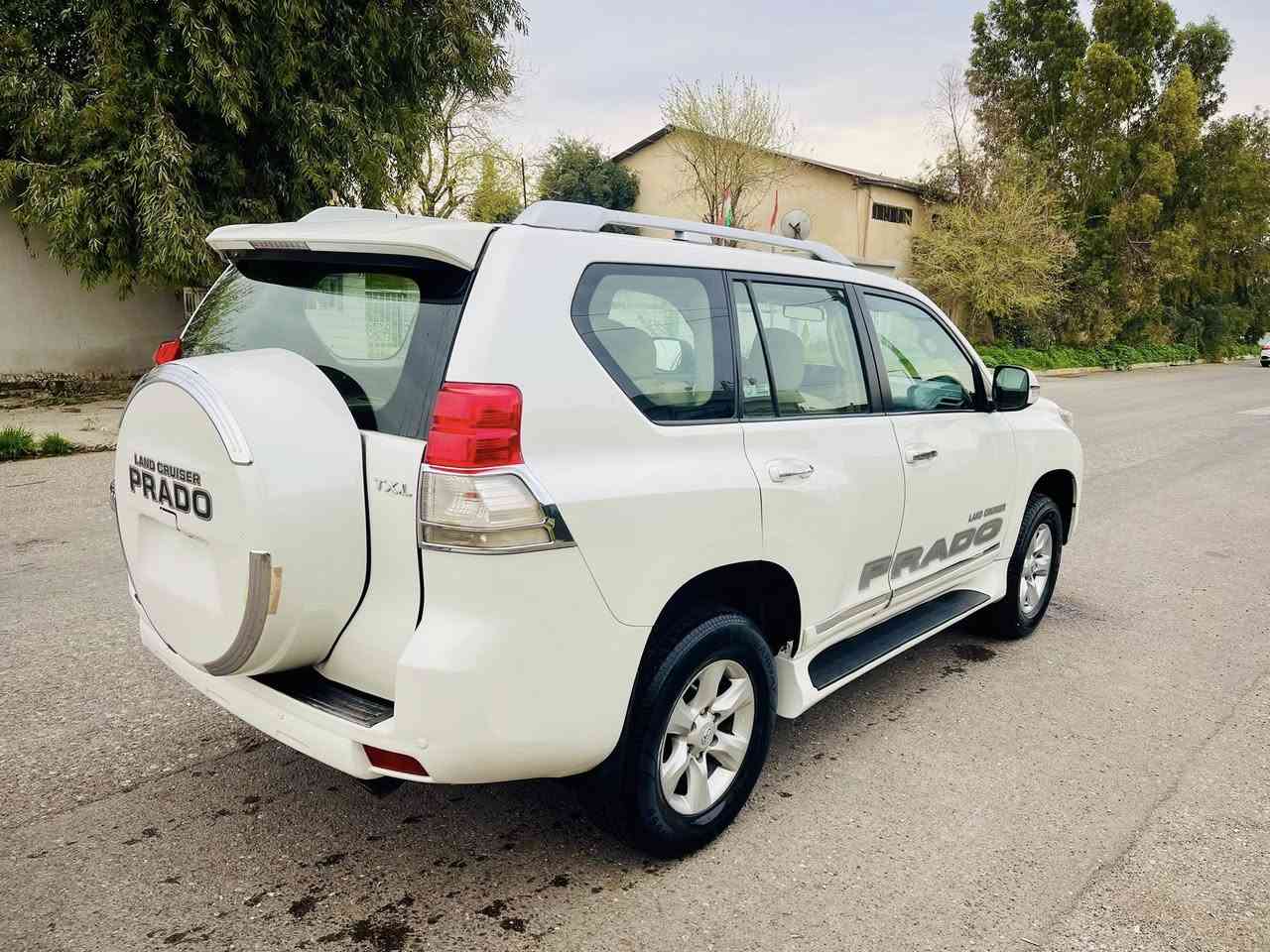 Prado 2011 بدون صبوغ مكفوله 4 سلندر عنوان أربيل 
***********
وتسأب
