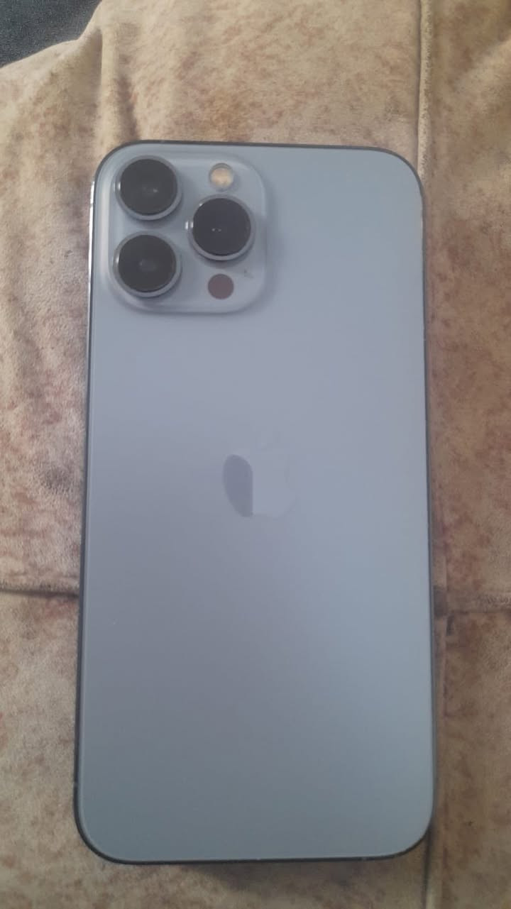 السلام عليكم ايفون 13 برو ماكس بطاريه 83الذاكره 256 الجهاز نضيف جدا شخط مابي الله يشهد عارضة ب 750 وبي مجال ***********
