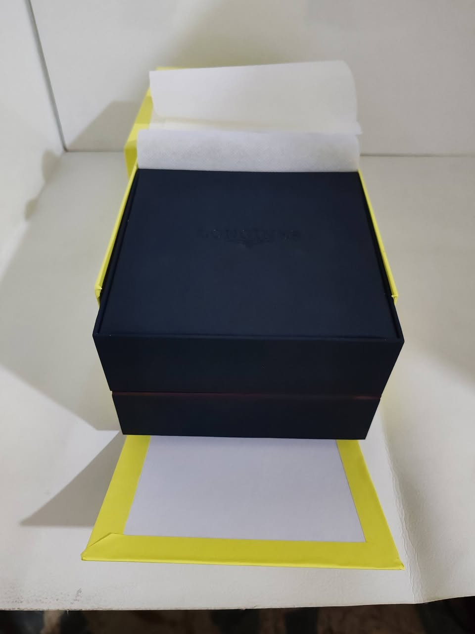 علبة ساعة لونجين اصلي
وارد اوربي
حجم  16X16X16  سنتمتر
جديد غير مستخدم
السعر  10  الاف


**إذا كنت صاحب هذا الإعلان وتريد حذفه لأي سبب، رجاءا أرسل رسالة إلى الدعم الفني**