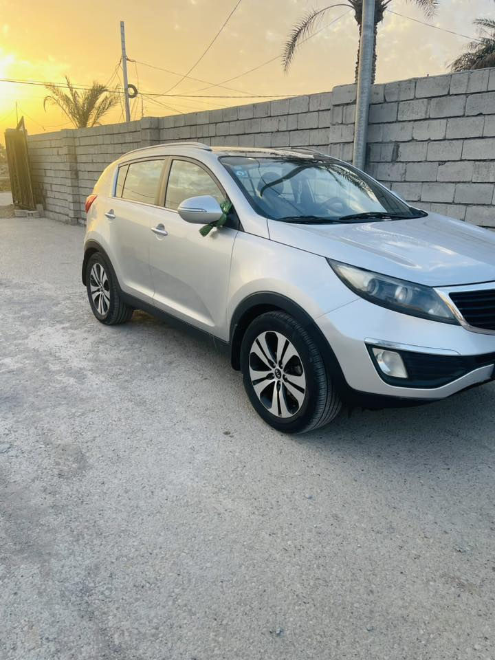 السلام عليكم سياره سبورتج خليجي موديل 2011
مكفوله نضافه فول السعر استفسار تصل ***********
