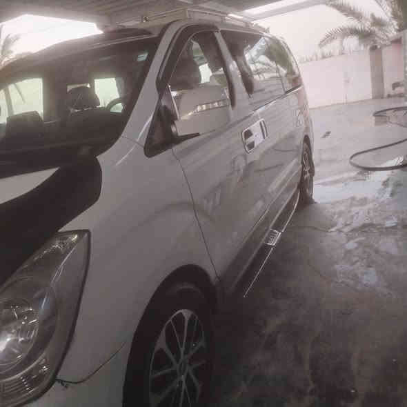 سلام عليكم ستاركس للبيع موديل 2018  مفتوح بيه تبديل تلاث قطع مكينه وكير مكفول تخم تاير تبريد شغال    مكان السياره بغداد   السعر 180 بيه مجال     ***********
