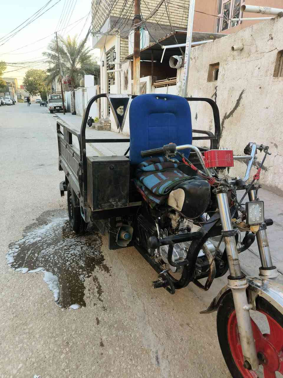 السلام عليكم ستوته جمره للبيع كلك كفاله عامه محرك 26 جديد بعد على دهن الشركه شاصي مقفول نقره سلف العنوان نجف حي الميلاد السعر 900 وبيها مجال للشراي ***********
