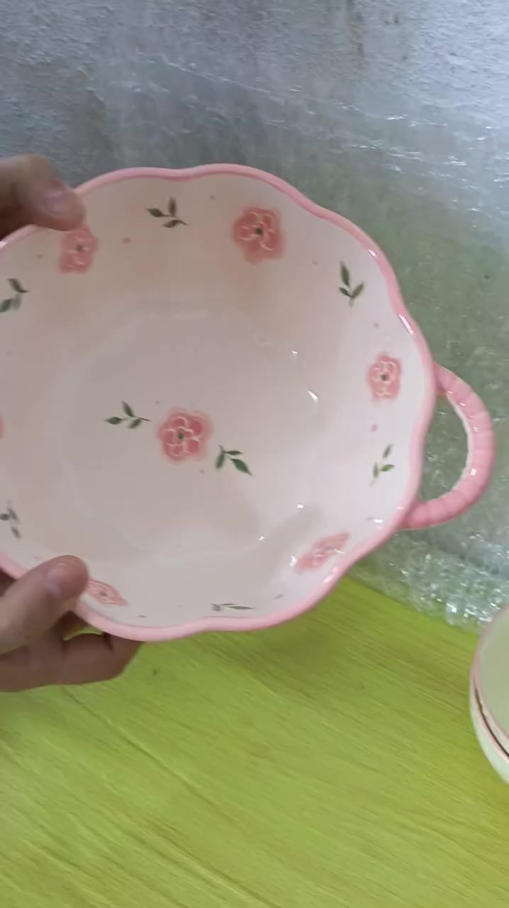 مواعين بهالشكل والحجم الاسعار مكتوبة


**إذا كنت صاحب هذا الإعلان وتريد حذفه لأي سبب، رجاءا أرسل رسالة إلى الدعم الفني**