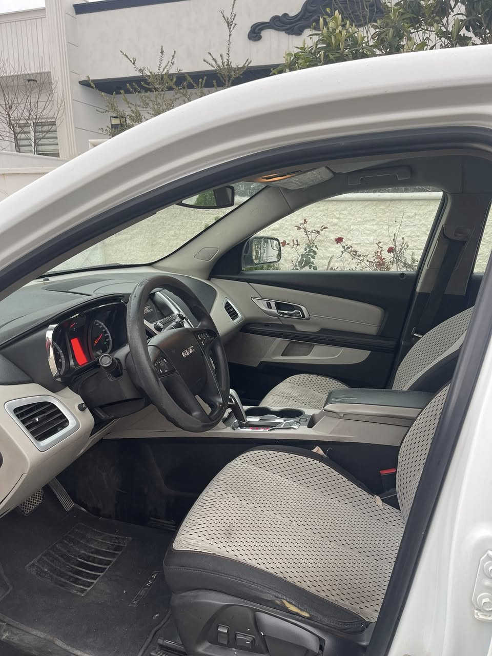 GMCتیرانمۆدیل2013مەکینەچواربستوان4سەیارەکەزۆرجوانە هیماڵێ دۆستە بای$85مەعەمەلە***********
