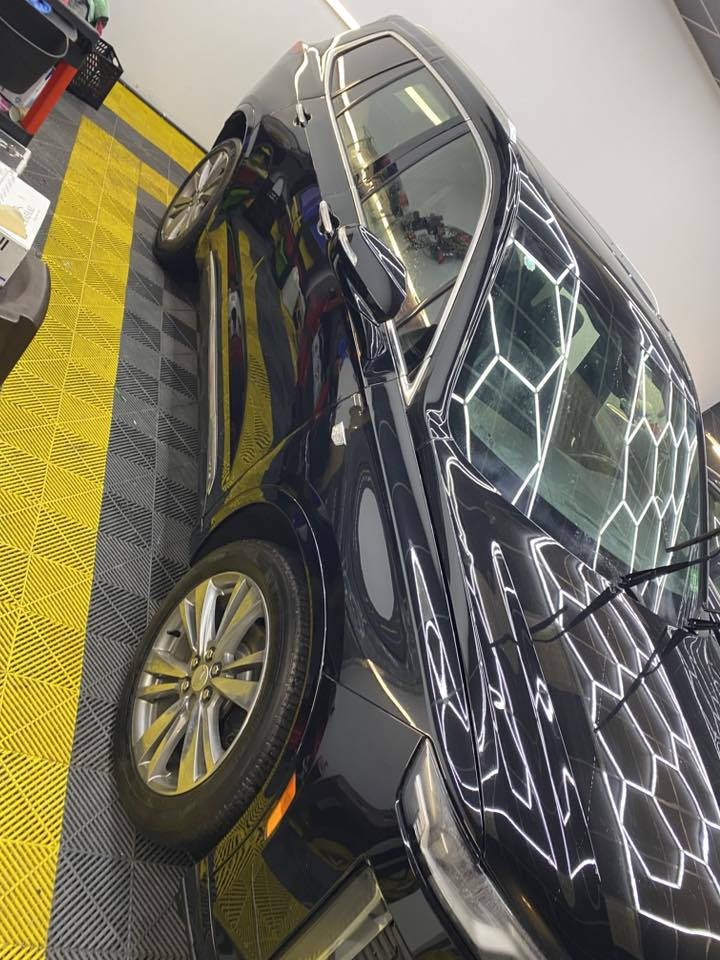 كاديلاك xT6 كتاب شهداء معفي
2023( اعلى فئه ) 6 سلندر فول مواصفات 

ماشية 28  الف ميل

رقم صاحب سيارة ***********

وارد امريكي حادث  خلفي جاملق صبخ + جنطة تبديل

فول رادارات تفاعلي  امامي وخلفي وجانبي 

شاشه لمس اوتو كار بلي ( وايرلس )  

شاشه لمس + ماوس

ستيرن كهرباء + تدفئه

خروج عن المسار

ربط المركبه بنظام wfi تحكم عن بعد

حساسات امامي وخلفي 

سستم صوت (  بوس ) 

شاحن وايرلس

3 قطع تبريد مناخ منفصل 

مقعد السائق خزن ميموري

تدفئه وتبريد بالمقاعد الاماميه 

تدفئه بالمقاعد الخلفيه

المقاعد الخلفيه منفصل vip

ومقاعد الصف الثالث كهرباء فتح واغلاق 

لايت 3 عدسات ترحيب

ترحيب شعار كاديلاك عند اللاقتراب

يدات ابواب نيكل + اناره 

صندوق كهرباء ( فتح واغلاق بالحركه )

السياره جاهزة  وكلشي بيها يشتغل بدون اي نقص بغداد شارع فلسطين 

السعر 260

رقم صاحب سيارة ***********
