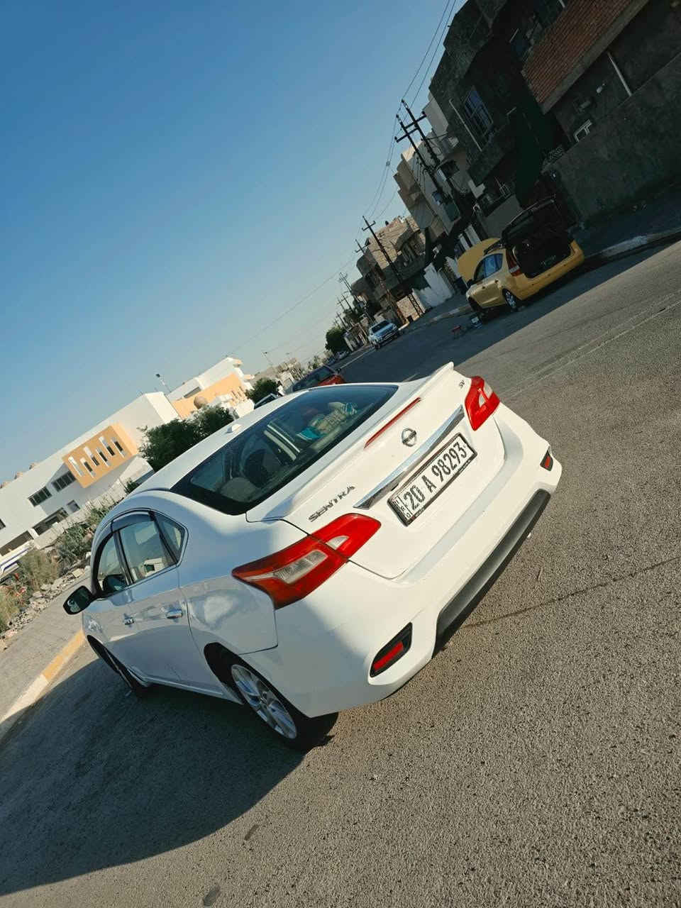 🚘 للبيع | نيسان سنترا 2018 SV | وارد أمريكي 🇺🇸

سيارة نظيفة جدًا، استخدام مرتب، وجاهزة للاستخدام بدون أي مصروف.

✅ موديل 2018 – فئة SV
✅ ممشى: 170 ألف كم
✅ المحرك، الكير، والحدادية كلها كاملة وسليمة
✅ الضرر السابق: جامرلغ خلفي فقط
✅ السيارة تستحق المعاينة والفحص.

💰 السعر: 120 ورقة

📲 واتساب فقط: ***********
📞 أو الاتصال: ***********

الجادين فقط، والله يرزق الجميع بالنصيب. Colombo, Sri Lanka
