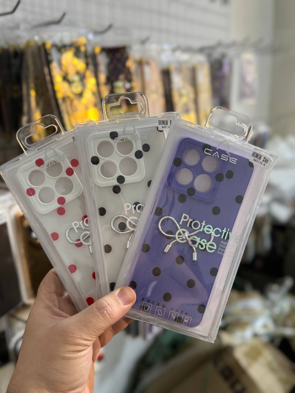 #عرض بلاش عروض العيد🔥
العنوان: قيصريه الفجر رقم 3رقم المحل 92

السعر: 1000دينار 

  كفرات فول كوالتي وحديث لجميع الهواتف 

 الموديلات متوفر رجالي ونسائي


**إذا كنت صاحب هذا الإعلان وتريد حذفه لأي سبب، رجاءا أرسل رسالة إلى الدعم الفني**