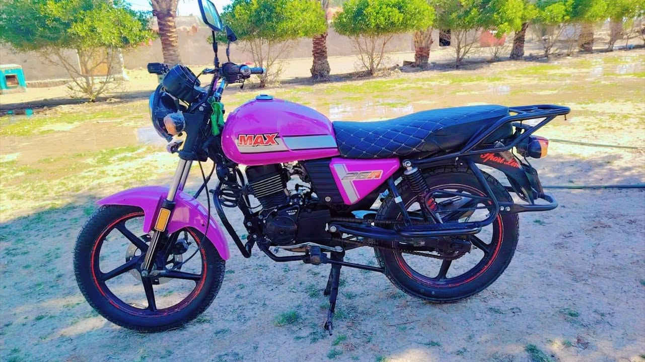 سلام عليكم درجه البيع ديون نفخ موديل 22 وراق صولي درجه جديده كلش حلوه رزانه فول محرك  كهربيات توير كمليات مجنبزه علاء وضع الشرك تجي وتشوف بعينك نعومه فول مبيه اي نقص حلاء من الصوره كامله مكينه خرسئ السعر مليون 250 وبيه مجال الشراي نتصل وبيك خير ودلل ***********
