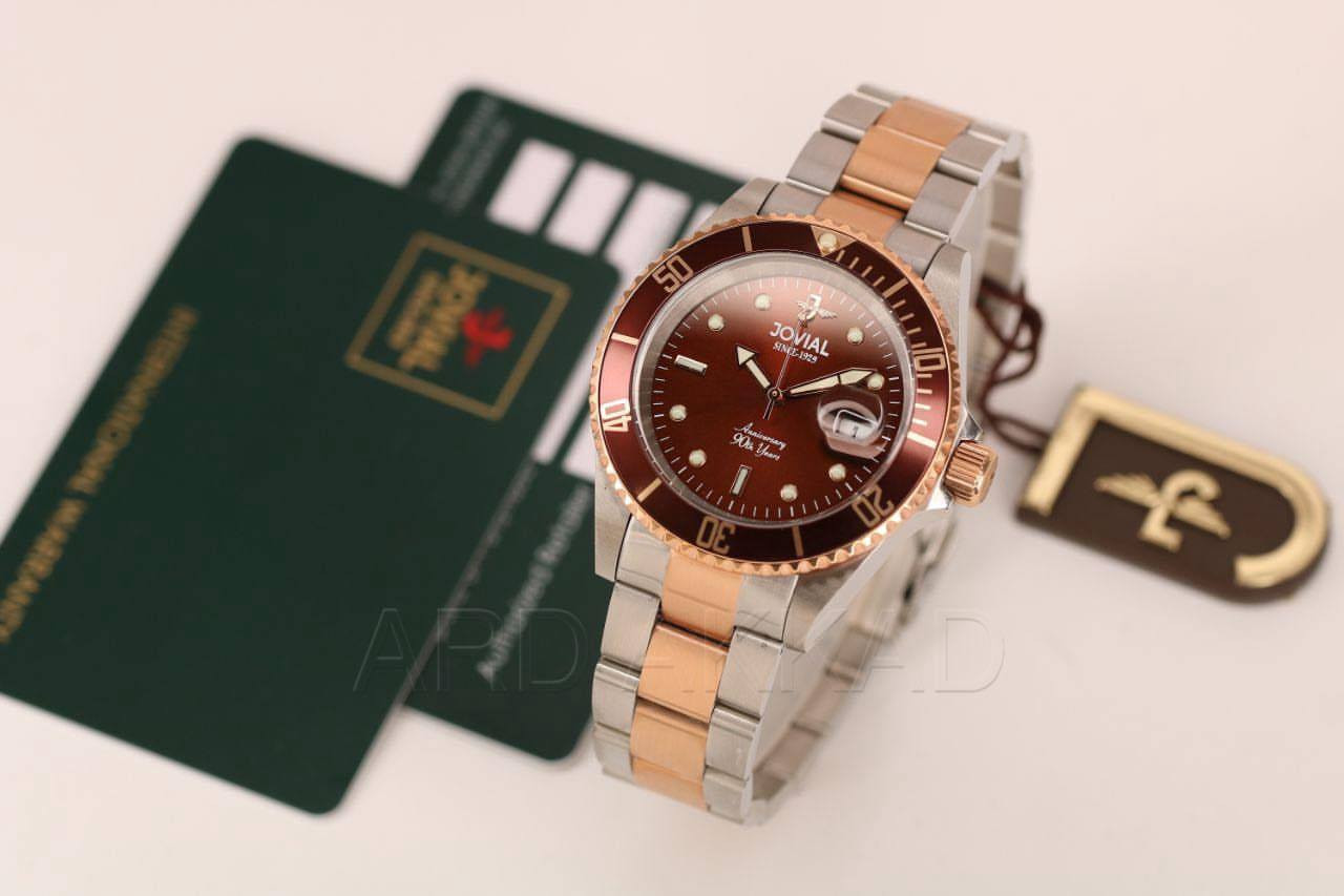 السلام عليكم، ساعات استخدام شخصي

• الجوفيال: (JOVIAL (6700GAMQ10E

- مكينة ذهبية روندا بطارية سويسري اصلي ..
- قفل بحري، طوق دوّار، لومينوس وعدسة للتاريخ ..
- سير دبل قفل بحري، بلون مميز Rose Gold ..
- قطرها 41، وسعرها 120$ قفل بدون عملة ..

• الأورينت: (ORIENT (SKV01002D0-B

- مكينة ياباني اصلي بطارية كرونوكراف ..
- قطرها 42 وسعرها 100$ قفل بدون عملة .. 

• السويس ميلتري (SWISS MILITARY (06-5331.04.007

- مكينة سويسري اصلي بطارية كرونوكراف ..
- الساعة بضمان من مركز الساعات السويسرية/الموصل
- قطرها 42، وسعرها 100$ قفل بدون عملة ..

جميع الساعات اصلية، لا كوبي ولا ومجدد ولا غير مسمىٰ
جميع الساعات مع كافة المرفقات "علبة، بطاقة ضمان، تاك"
جميع الساعات استخدام شخصي على ايدي وبنظافة تامة
تواجد بالموصل كما يوجد توصيل لكافة محافظات العراق 

اي استفسار خاص ويتوفر واتساب *********** ..
