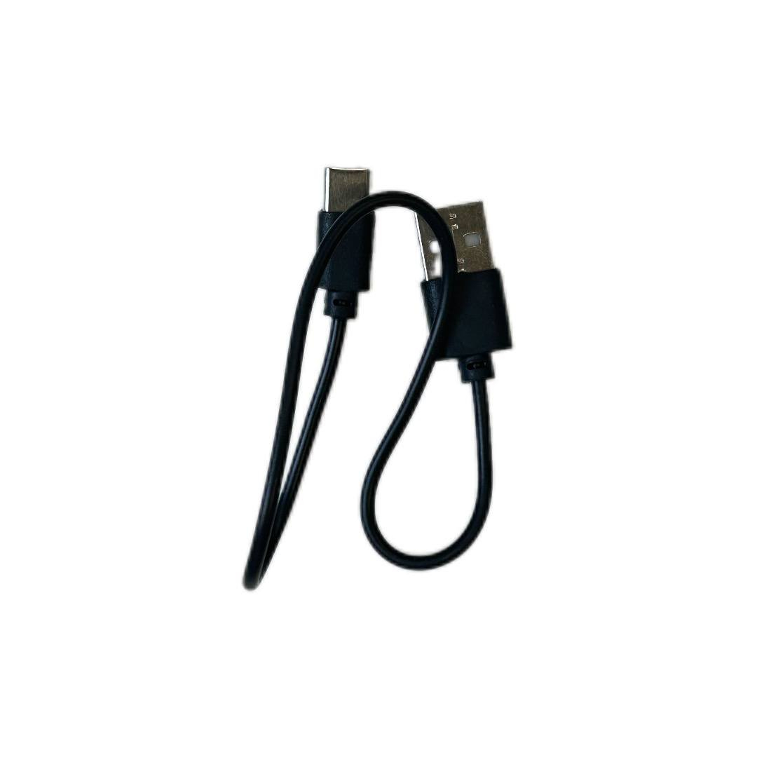 كشاف سوبر تلسكوب هو مصباح يدوي تكتيكي قوي ومناسب لمختلف الأنشطة الخارجية وحالات الطوارئ. سعر ((8500))تواصل واتساب ***********

إضاءة فائقة السطوع: مزود بلمبة LED قوية يمكنها توفير إضاءة مركزة ونقية وساطعة.

تكبير (زووم) تلسكوبي: يتيح لك تعديل نطاق الإضاءة حسب الحاجة، إما لتركيز الشعاع لمسافات طويلة أو لتغطية مساحة واسعة.

تصميم متين ومقاوم: مصنوع من سبائك الألومنيوم، مما يجعله مقاوماً للصدمات والخدوش ورذاذ الماء، ومناسباً للاستخدام في مختلف الظروف الجوية.

أوضاع إضاءة متعددة: يحتوي عادةً على 3 أو 5 أوضاع إضاءة مختلفة (مثل قوي، متوسط، ضعيف، فلاش، و SOS) لتناسب كل المواقف.

قابل لإعادة الشحن: يأتي مع منفذ شحن USB-C لسهولة وسرعة إعادة الشحن.
