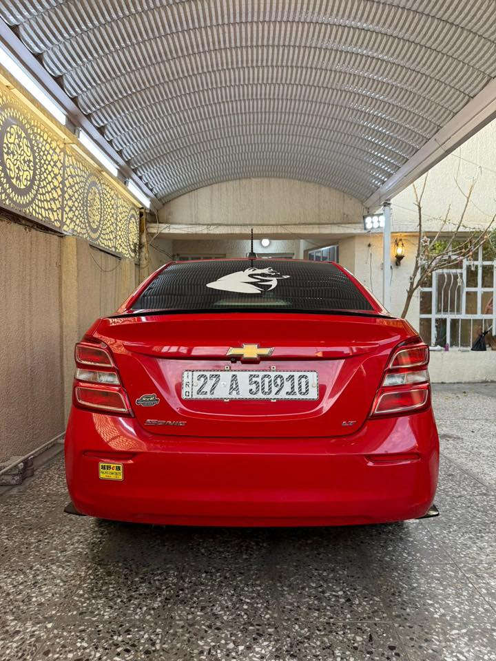 السلام عليكم البيع فقط افيو موديل 2018رقم نكليزي تحويل ثاني يوم اي مرور تحول ب بغداد  رقم جديد ذيقار وسنويا جديده سنويا 2029فول وارد امريكي حادثها بل صور موجود محرك 1800 كير اوتماتيك ميكانيكي السياره جاهزه من كل شي كير محرك تبريد صدر امامي خلفي تخم تاير جديد بدون نقص ويل 17 شاشه جبيره كامر دواره بيها بعد موصفات جام كهرباء السعر (75)وبيها مجال بسيط التصال ***********عنوان بغداد
