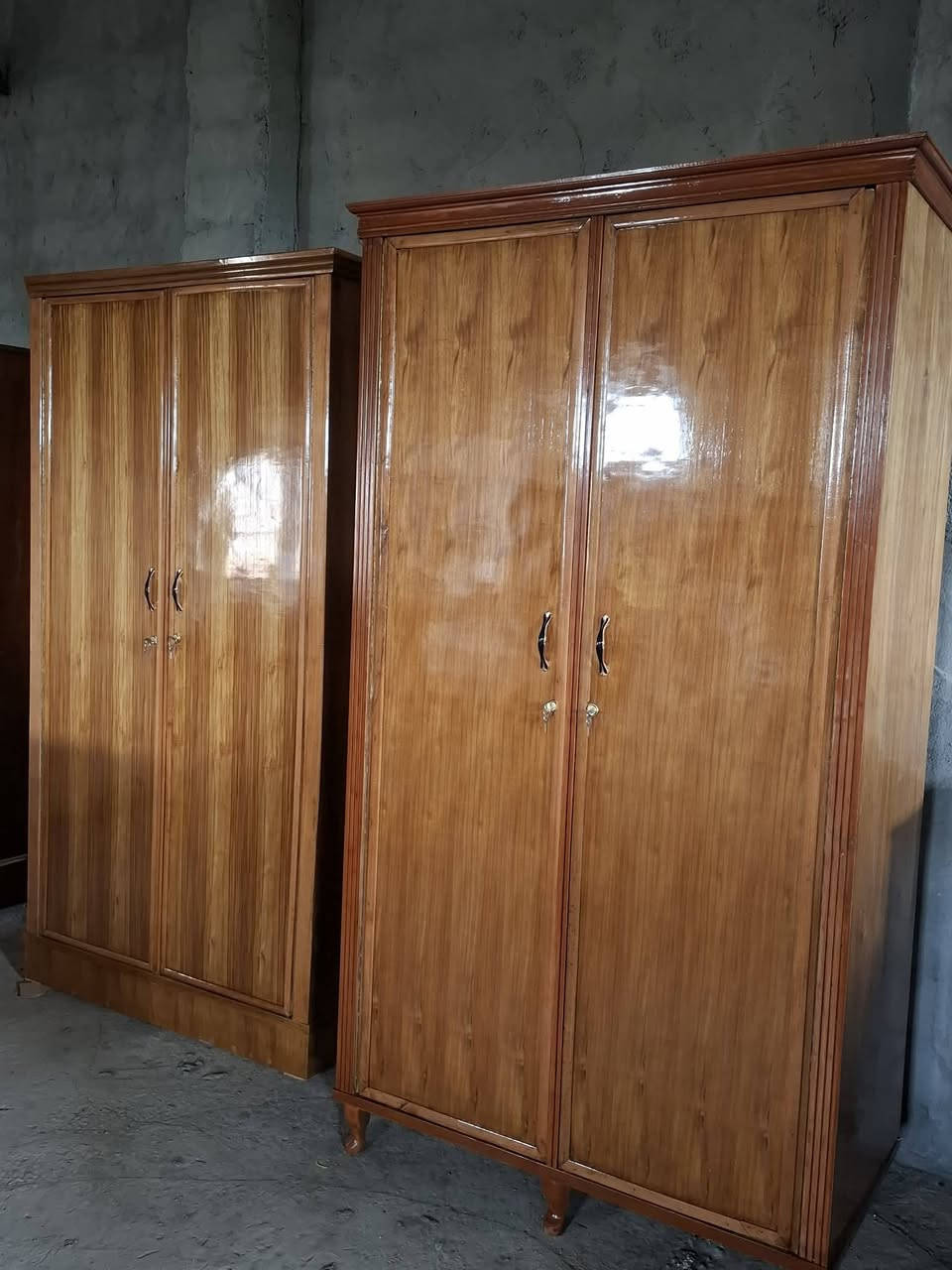 السلام عليكم  اغراض للبيع للاستفسار الاتصال على الرقم ***********
