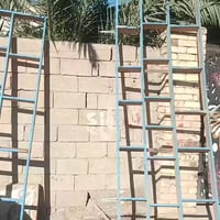 لدينا رفوف العدد 2 خشب أصلي الطول: 3وربع  العرض: 1ونص  الرف الثاني  ال...