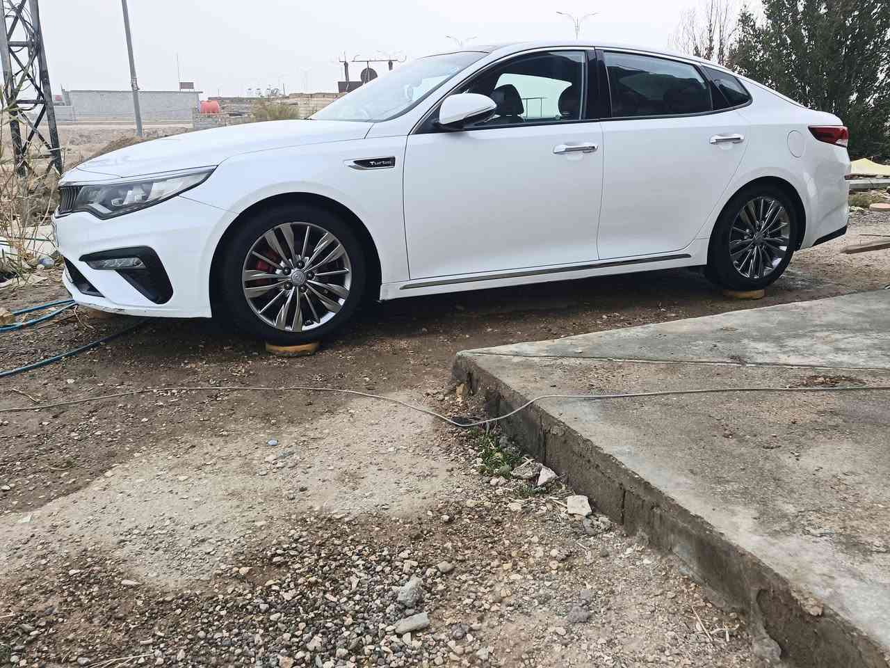 Sxl 2019 ماشيه 60 الف ميل بغداد بأسمي حادثها البنيد شطح فقط بدون اي دواخل لا ايرباك ولا شواصي ولا ابرانكيت والباقي كفاله عامه ***********
