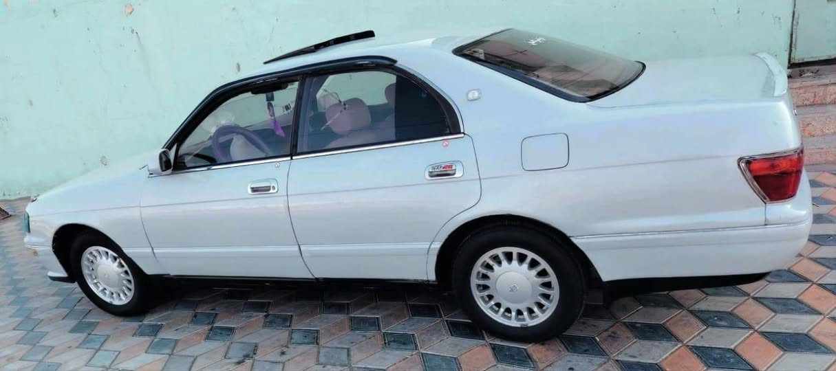 السلام عليكم بطه منفصل رقم بصره انكليزي 
سياره جاهزه مكفوله من الكصه ونقل جثه والعيب الشرعي المكان ميسان المشرح سعر 57وبيه مجال
الاستفسار ***********
