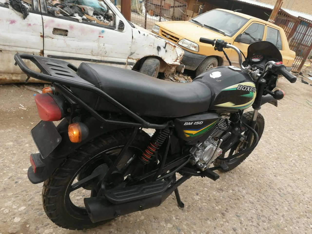 سلام عليكم بوكسر مديل 2021 وبيهه 2024 جديد برغي مامفتوح بي تخم تاير جوبلس جديد كهربائيات كلهه شغاله نكره سلف دراجه جاهزه مال جنيان كامله مكانهه بديوانيه مركز المدينه ***********
