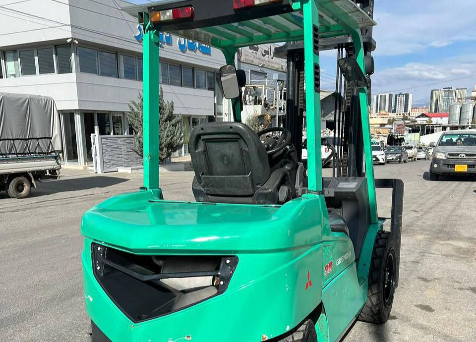 رافيعه ميسوبوشى 2014 
منفيس رقم كاتى ٣طن ٣حه ره
 كه ٤تايه ى تازه يه رافيعه كه
 ليره ئيشى نه كردووه تازه
 هه موو گيانى به شه رت 
يه ك دينار مه سره فى تيدا
 گير و مه كينه و ره فع كاره
 باىى به شه رت

سعر لە کۆمێنت داوابکە ڕاستەخۆ بۆت دیت 📩 

ده ستكارى هيچ شوينيكى نه كراوه هه موو گيانى له سه ر شه ريكه يه

ژمارەی خاوەنی 
***********
