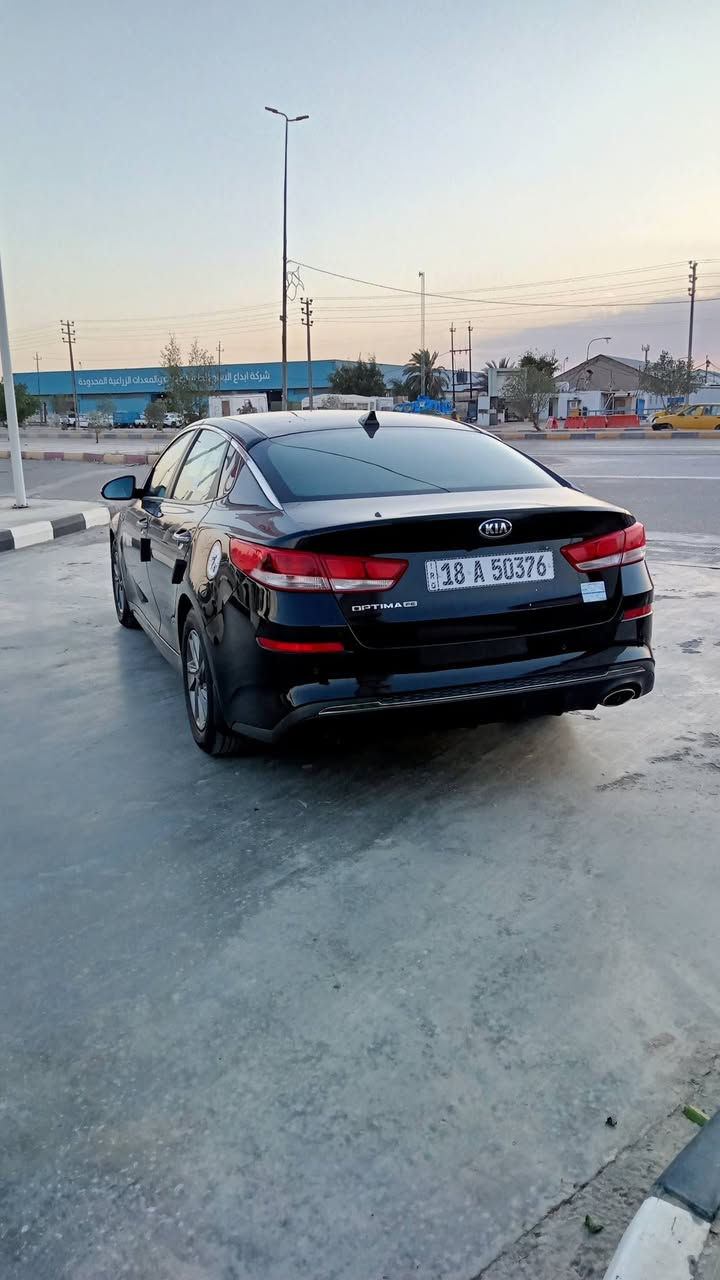 أوبتما 2020 سياره جديده وجاهزه بيه 3قطع صبغ بدون اي دواخل ايرباك سليم مكان  السياره ديوانيه السعر 120(***********)

