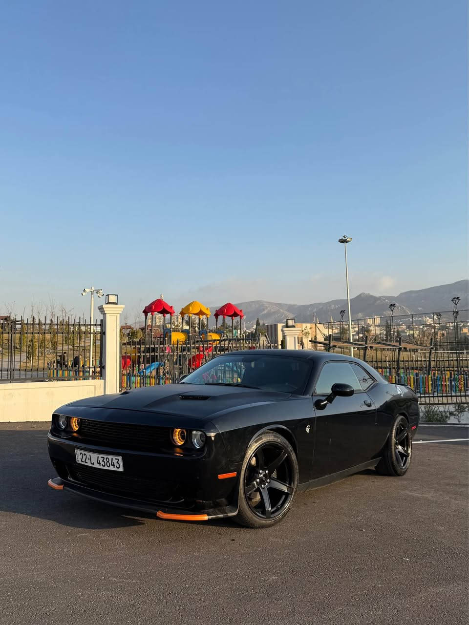دوج چالنجر Dodge challenger

الموديل : ٢٠١٧ | 2017
محرك ٦ سلندر

اخوان السيارة بيهة ٤-٥ قطع صبغ 
ابيع حزام صبغ

اخوان السيارة مصروف عليها هواي من دعاميات
و لايتات و ويل كب و سقف رولزرايس 
دينار مصرف مابيها

(( السعر : 135 ورقة $ )) ومجال كلش بسيط
و ليشوفها غالية يعبر المنشور بكلمة طيبه 

***********
(( *********** ))

مكان السيارة دهوك 

 السيارة رقم اربيل تحويل ثاني يوم 
مواصفات الچالنجر معروفة دهوك, العراق
