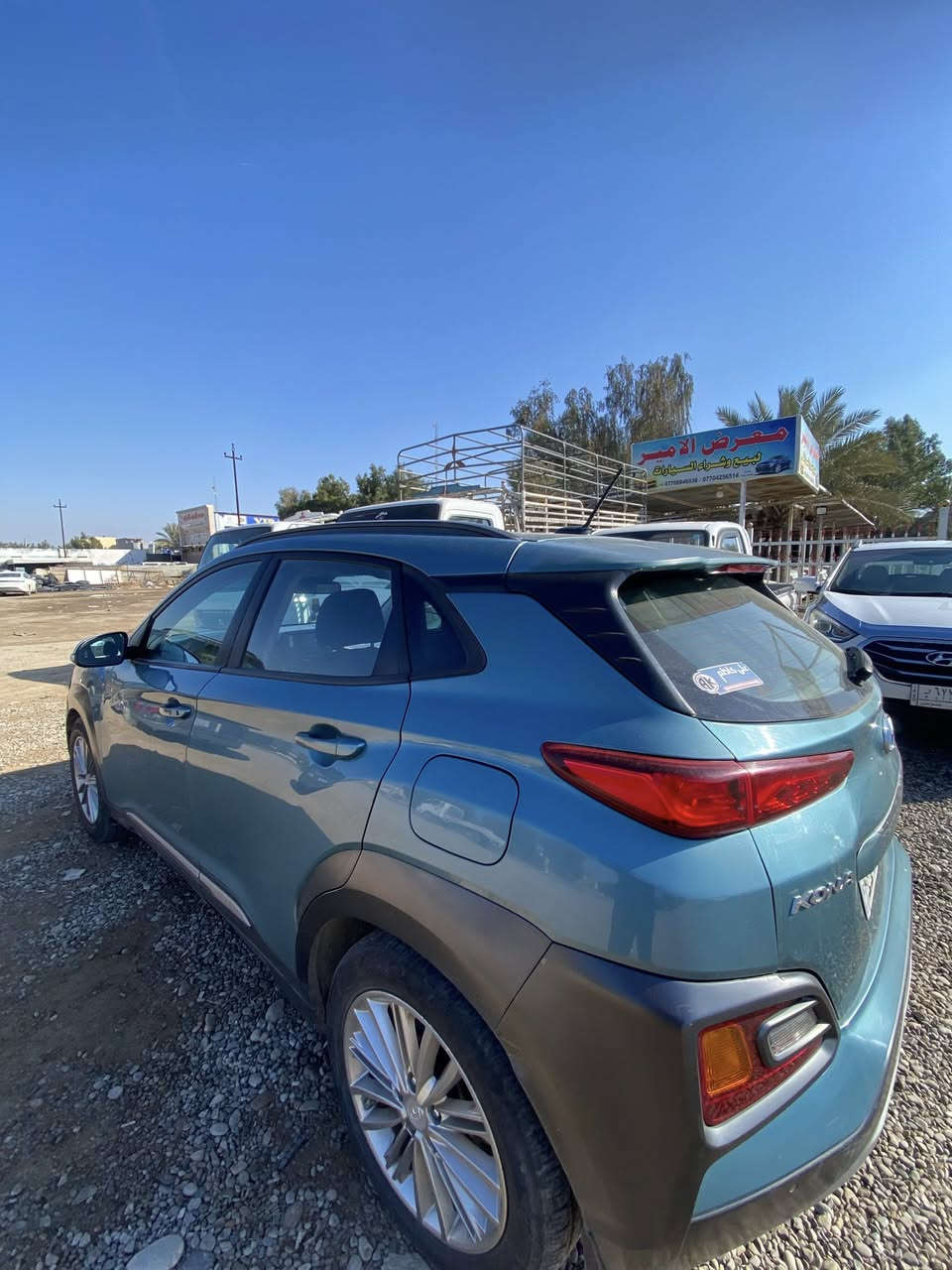 السلام عليكم
هونداي كونا ٢٠١٩ فول مواصفات
فتحة بصمة كشتات كهرباء ثلاث انضمة قيادة 
رقم بغداد دولي 
السيارة محرك وكير وتبريد مكفولات 
السيارة لونها مميز 
بيها صبغ شوية بداية الجامرلوغ وبداية البنيد
العنوان ديالى جديدة الشط 
للستفسار ***********￼
