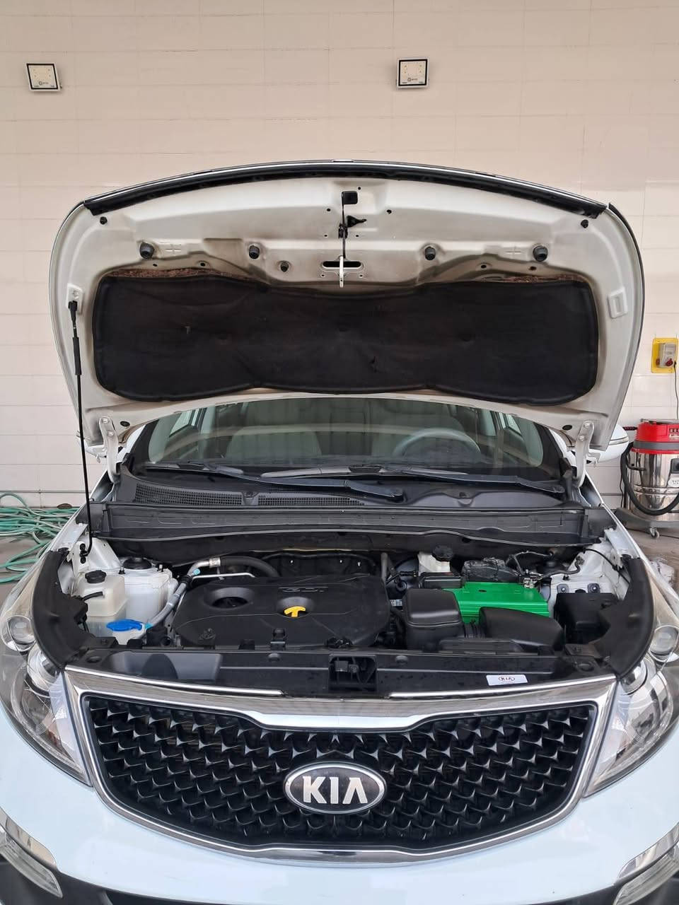 السلام عليكم توسان خليجي موديل ٢٠١٥ مكفوله من الصبغ بيه ملاحضات شخوط بصيطه محرك وكير مكفولات سونار مرفق بلمنشور سنويه بسمي لوحات اليوم بدلتهن نكليزي السعر155$ بيه مجال قليل للشراي الدوره للتصال 
***********
