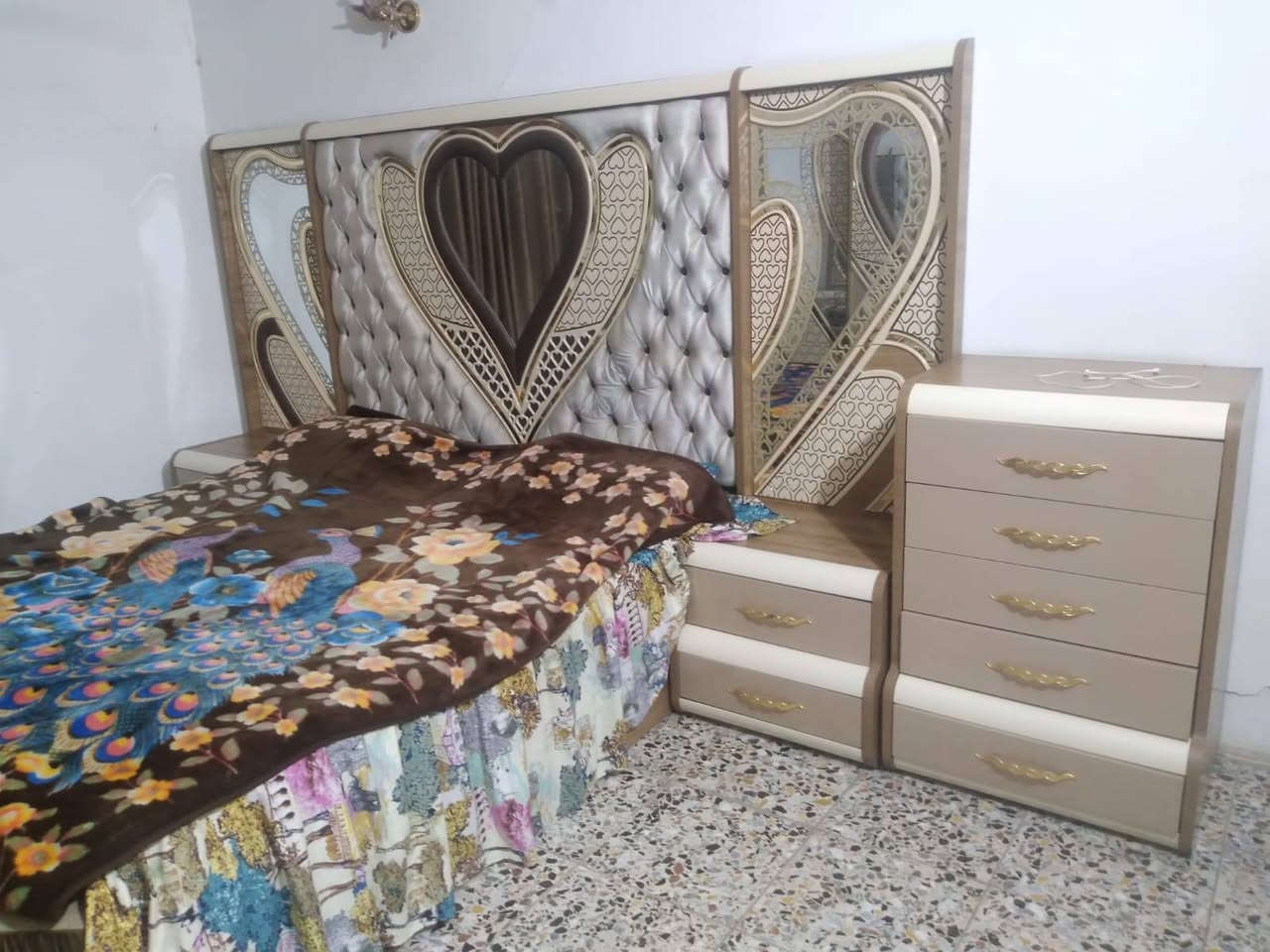 غرفه جديده للبيع استخدام قليل السعر مليون وربع بيه مجال المكان محموديه مابيه اي شي


**إذا كنت صاحب هذا الإعلان وتريد حذفه لأي سبب، رجاءا أرسل رسالة إلى الدعم الفني**