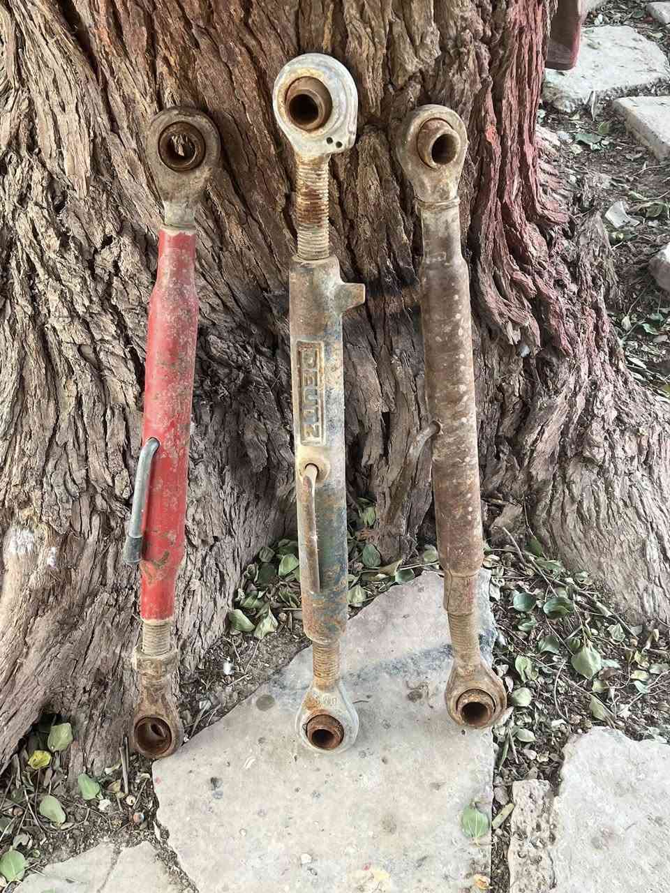 سلام عليكم 

رواسط عنتر كاملات جيب وشد مال شركه موتجاريات 
نضاف كلش وجسوره عدد 3 واحد مال فوركسن اصلي مال شركه وبنيد نضيف لعنوان الحله لنيل يم جسر كيش 

***********
